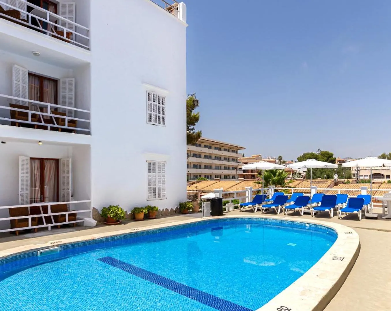 4 Hoteles Céntricos Cerca de Sant Salvador que Merece la Pena Conocer