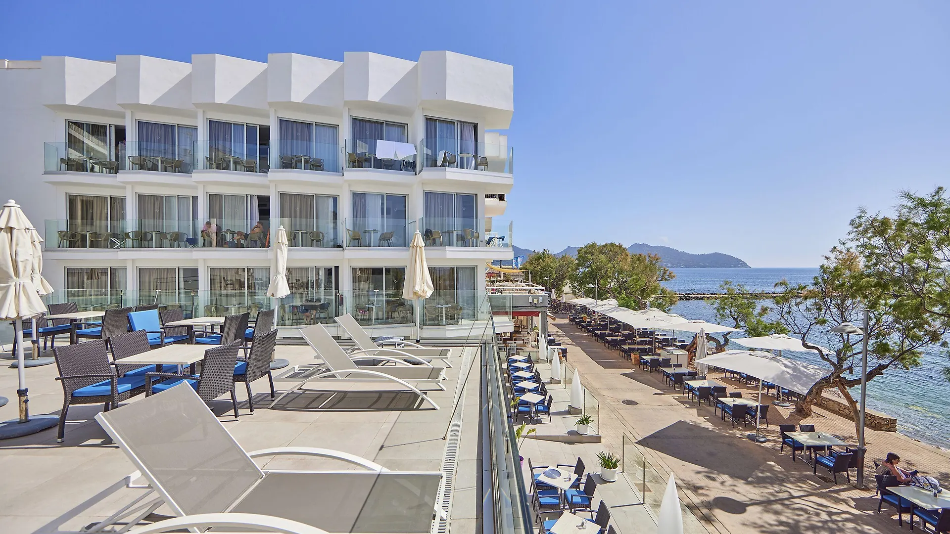 Dónde Alojarse Cerca del Pula Golf: 5 Hoteles Céntricos