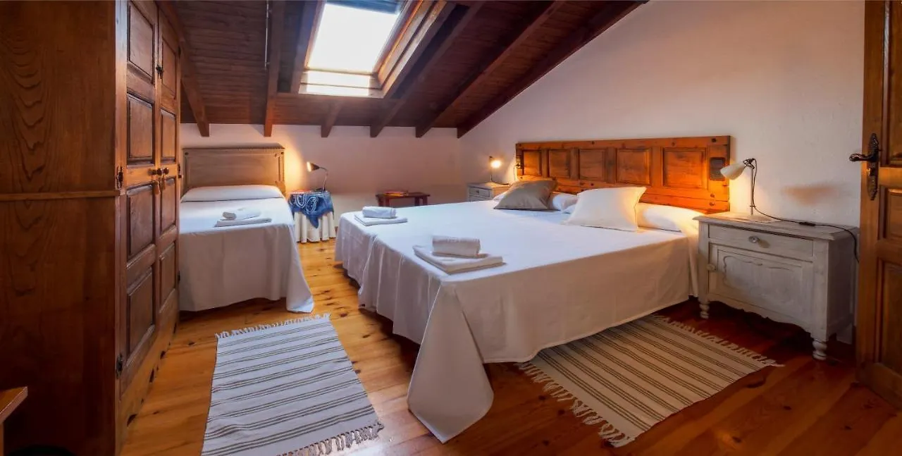 Los 5 Hoteles Cerca de Santa Cueva con Mejor Valoración del Personal